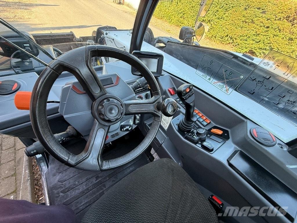 Bobcat TL 43.80 HF Lauksaimniecības pacēlāji