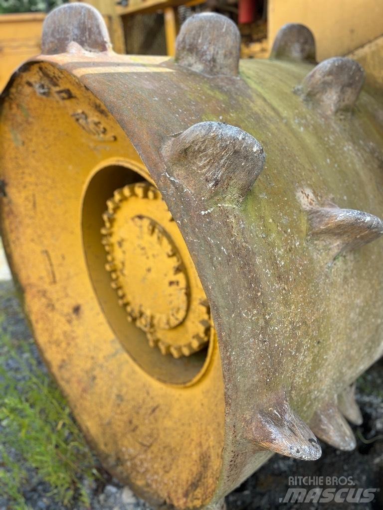 CAT 826 G Atkritumu preses