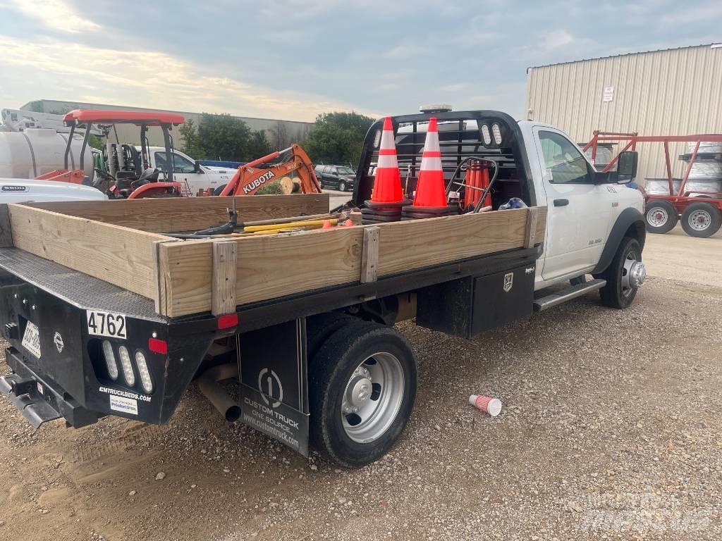 RAM 5500 Platformas/izkraušana no sāniem