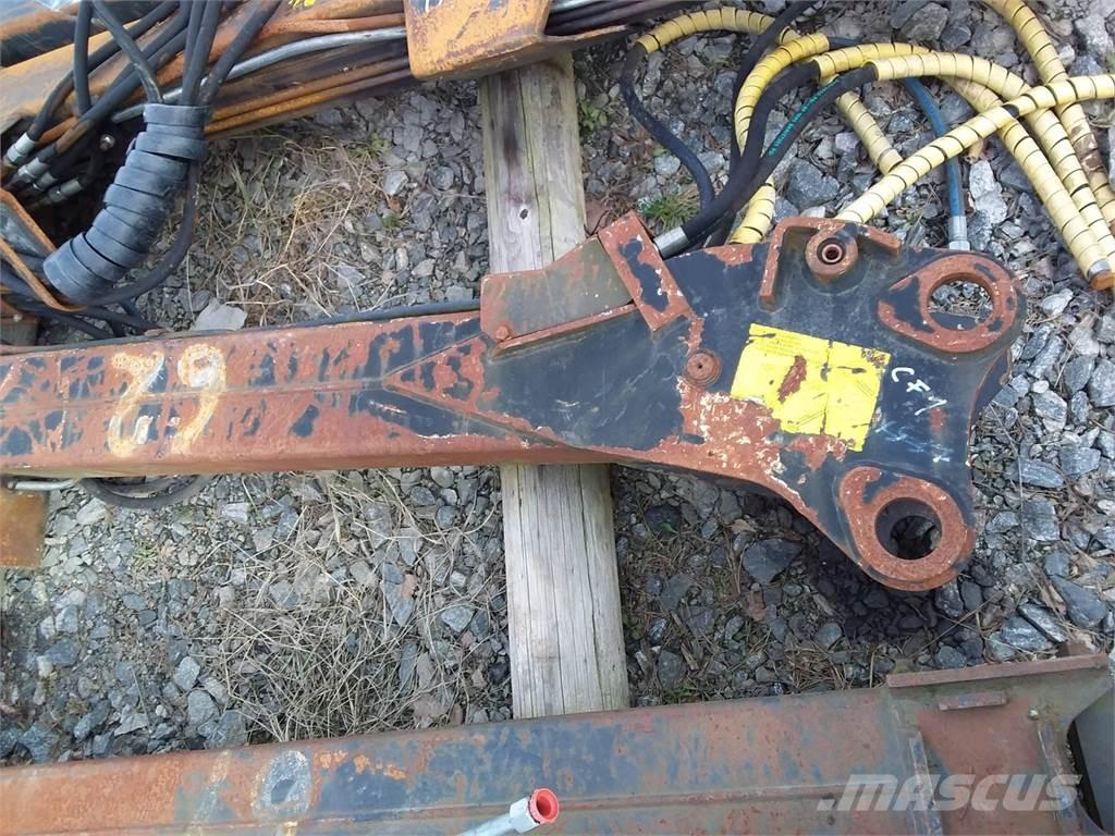 John Deere CF 1 Krāni