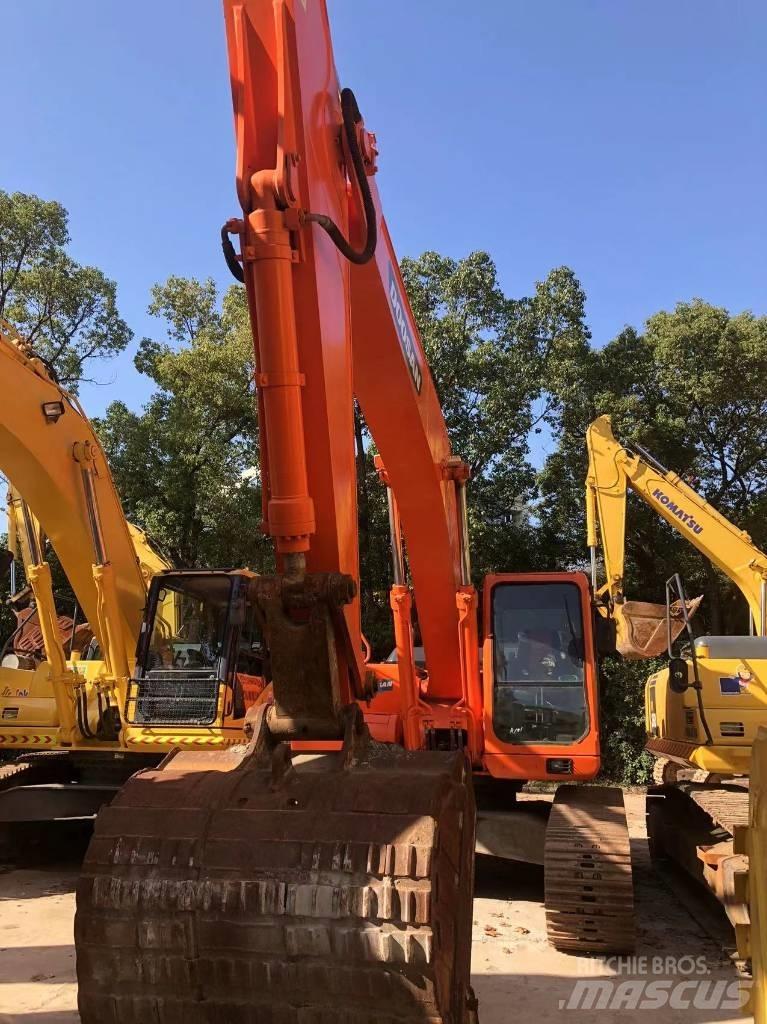 Doosan 225 LC Kāpurķēžu ekskavatori