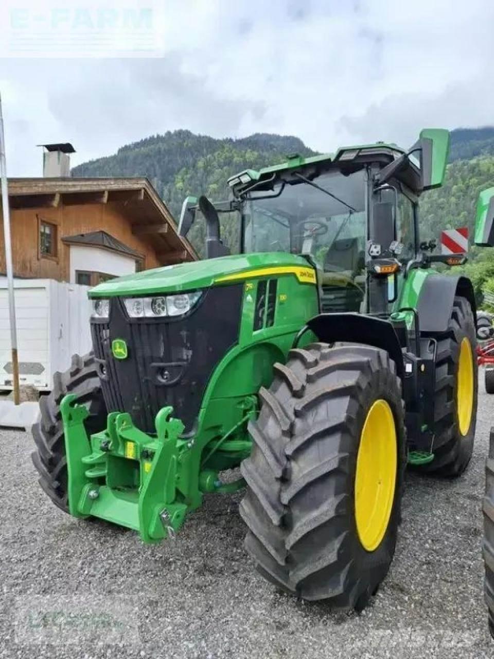 John Deere 7r 330 Traktori