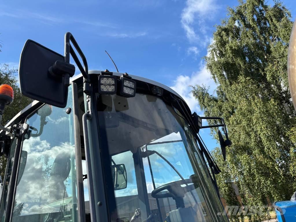 Lännen 8800 K Ekskavatori-iekrāvēji