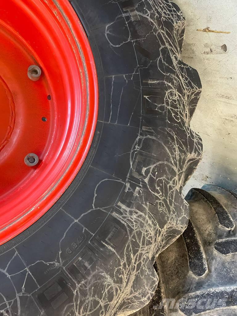 Michelin 710/85R38 Riepas, riteņi un diski