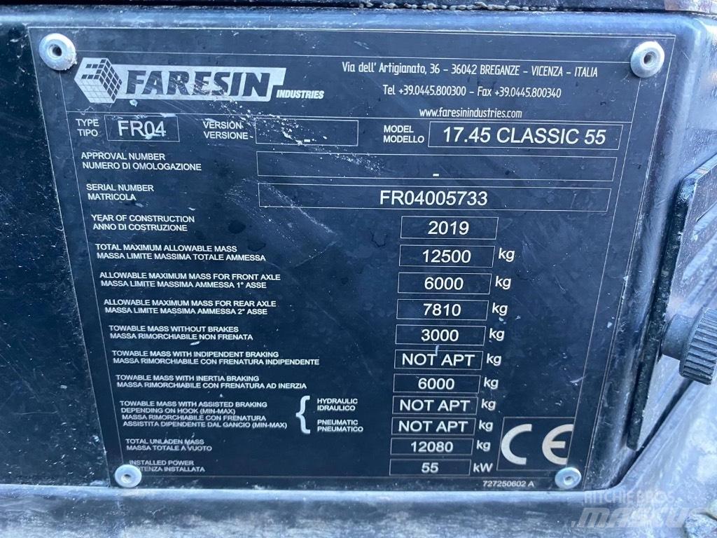 Snorkel SR1745 Teleskopiskie manipulatori