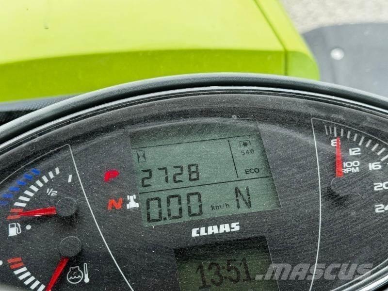 CLAAS AXION 830 Traktori