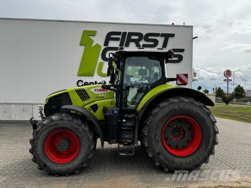 CLAAS AXION 830 Traktori