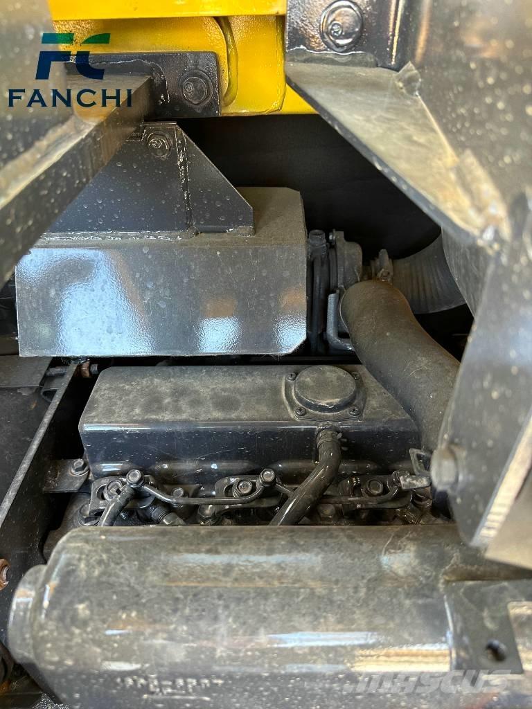 Komatsu PC 56-7 Kāpurķēžu ekskavatori