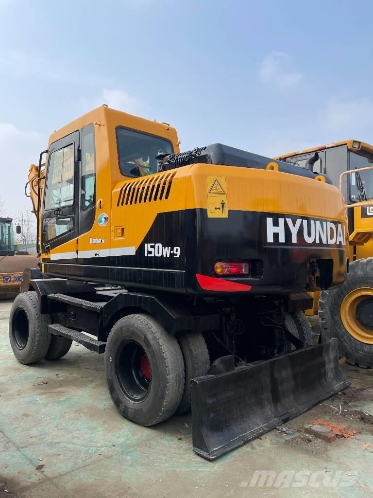 Hyundai R 150 W-9 Kāpurķēžu ekskavatori