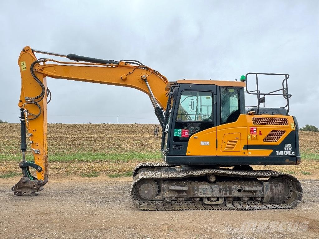 Hyundai HX140 LC Kāpurķēžu ekskavatori