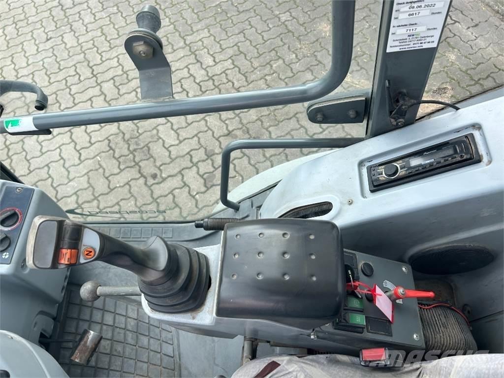 Kramer 480 Iekrāvēji uz riteņiem