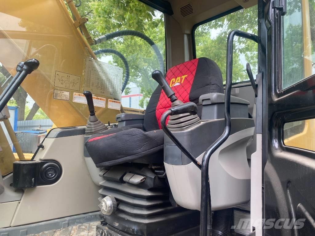 CAT 320 C L Kāpurķēžu ekskavatori