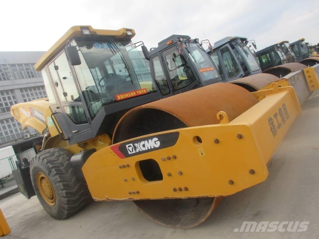 XCMG XS 263 J Vienvalča grunts veltņi