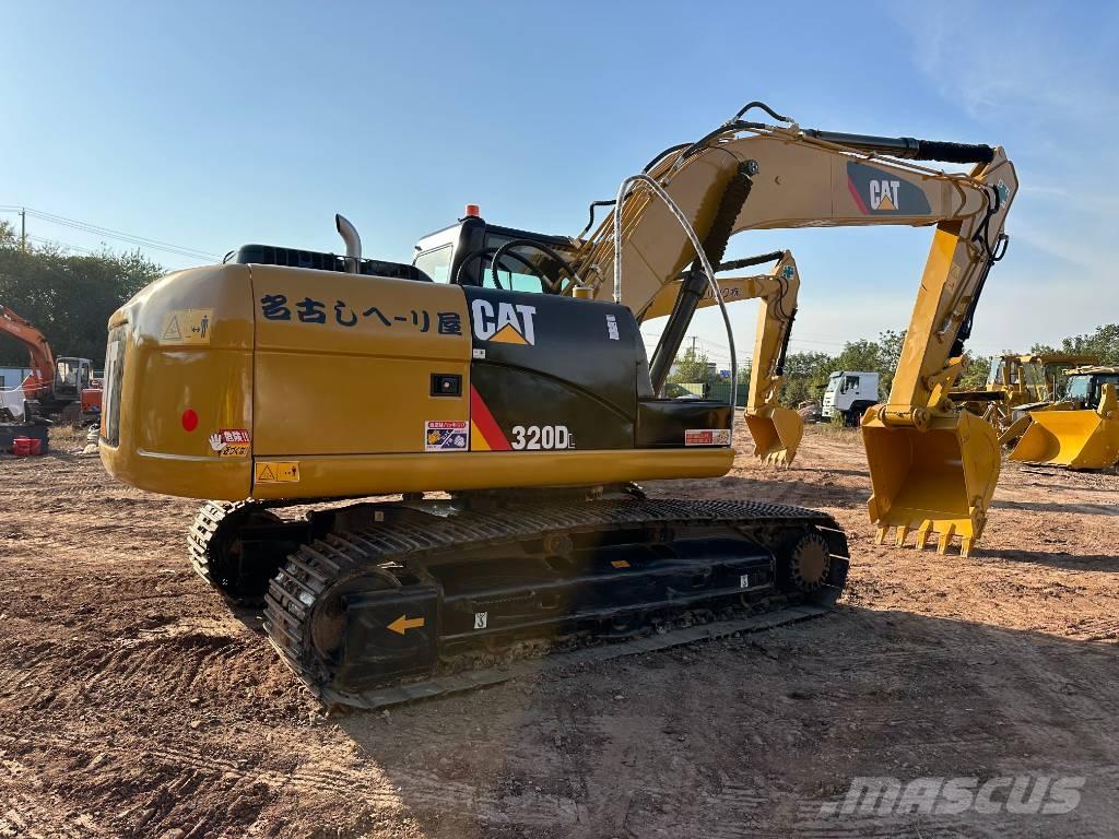 CAT 320 D L Kāpurķēžu ekskavatori