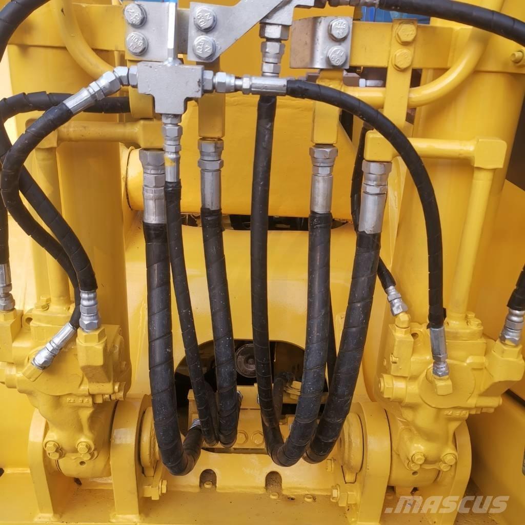 Komatsu PC 130 Kāpurķēžu ekskavatori