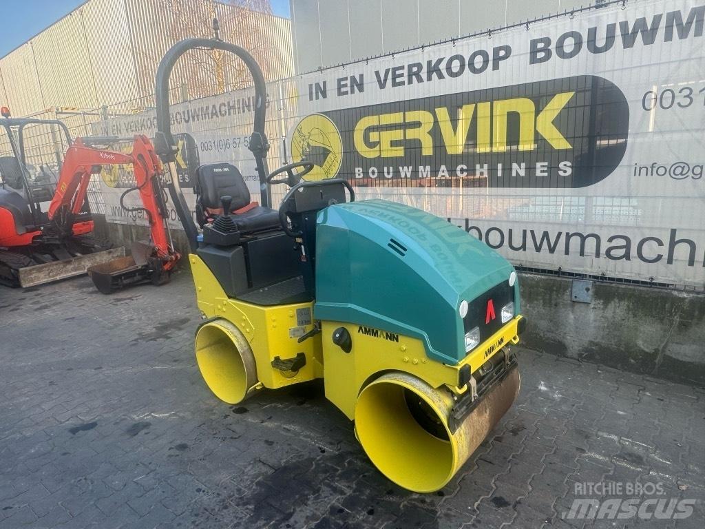 Ammann ARX 12 Divvalču grunts veltņi
