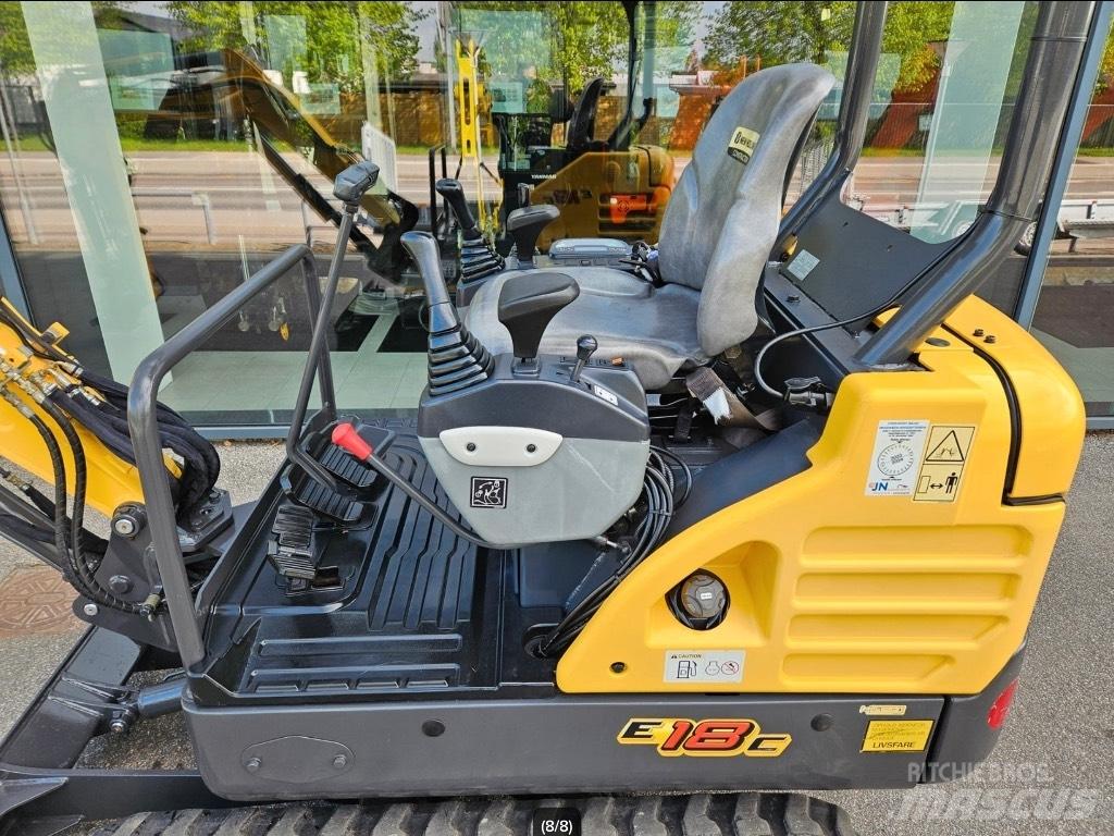 New Holland E 18 C Mini ekskavatori < 7 t
