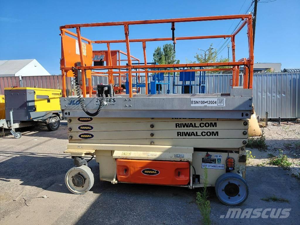 JLG 2646ES Šķerveida pacēlāji