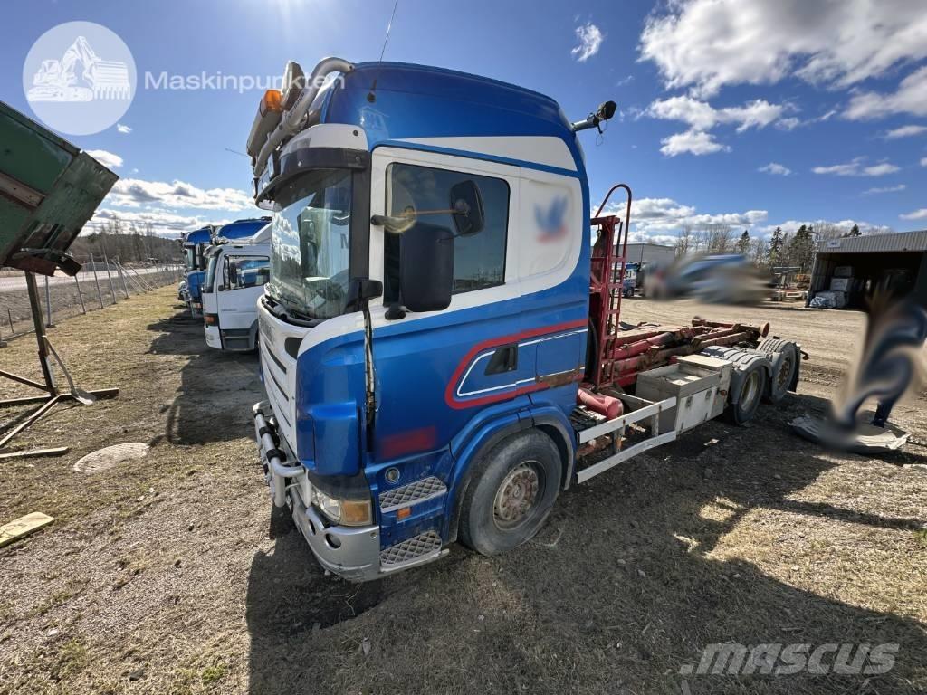 Scania R 470 LB Treileri ar āķi