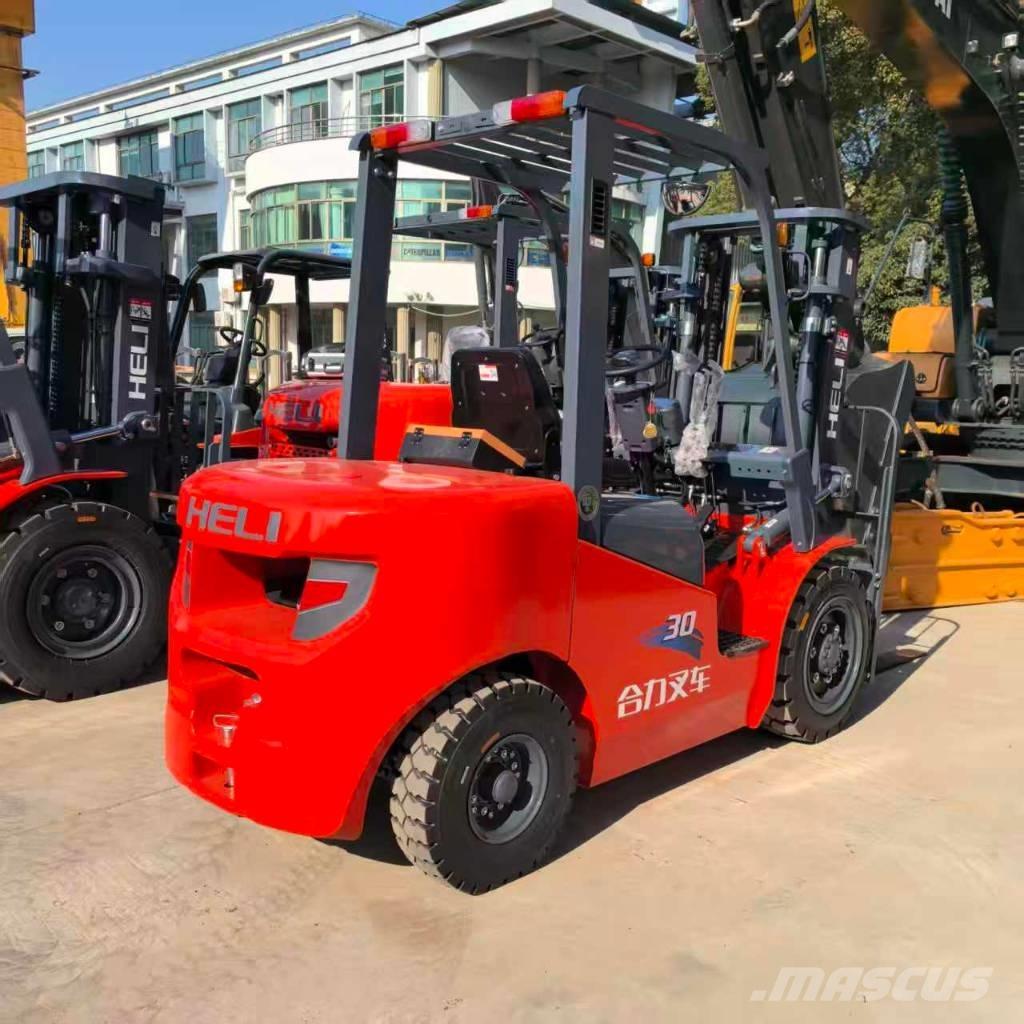 Heli FD30 Tehnika ar dīzeļa dzinēju