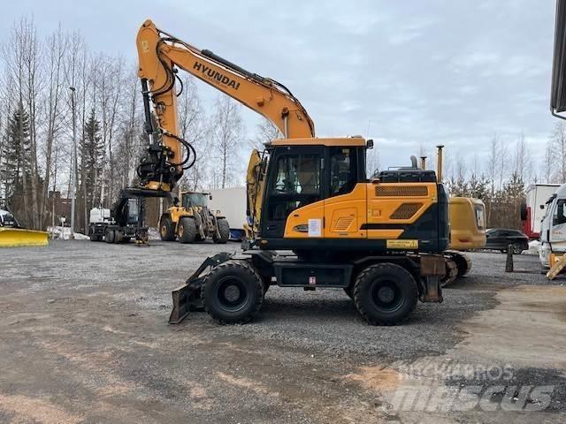 Hyundai HW 140 Ekskavatori uz riteņiem