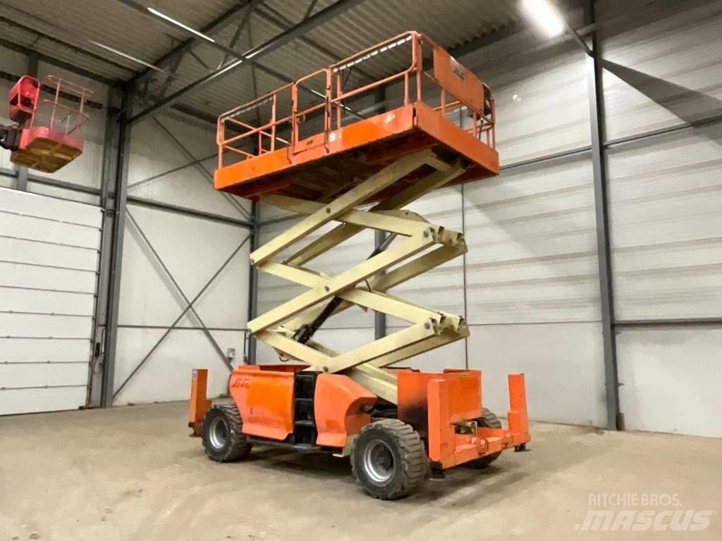 JLG 3394 RT Šķerveida pacēlāji