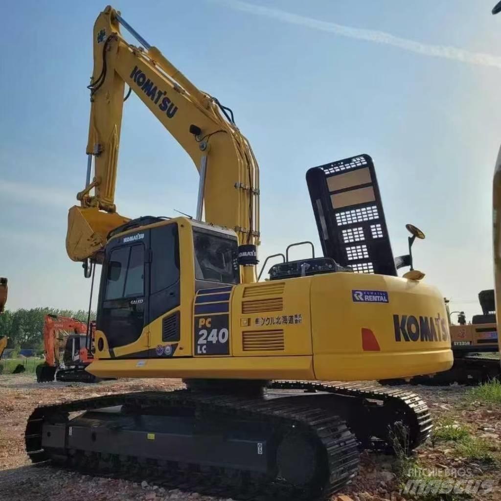 Komatsu 240LC-8 Kāpurķēžu ekskavatori