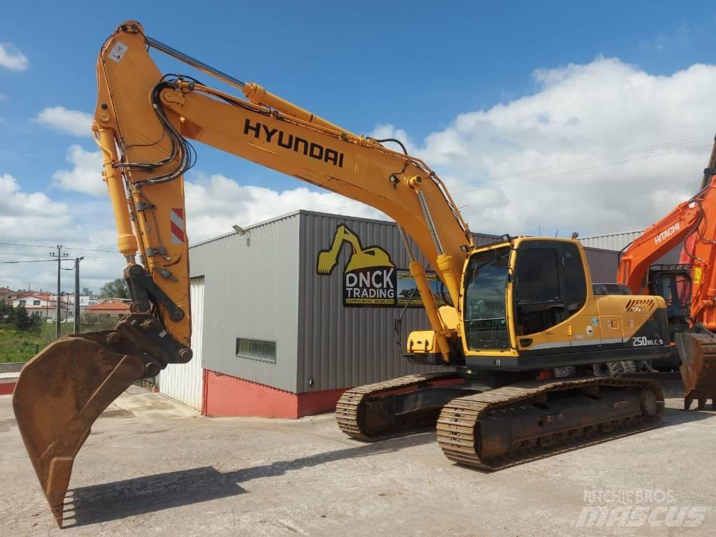 Hyundai R 250 -9 Kāpurķēžu ekskavatori