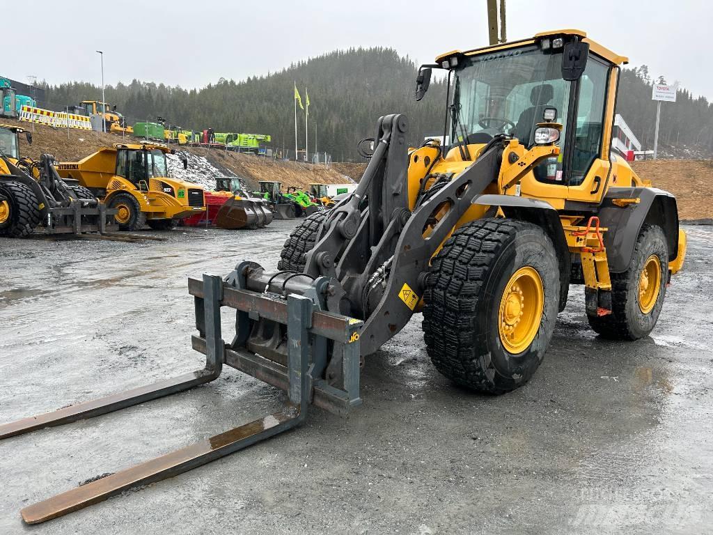 Volvo L 90 H Iekrāvēji uz riteņiem