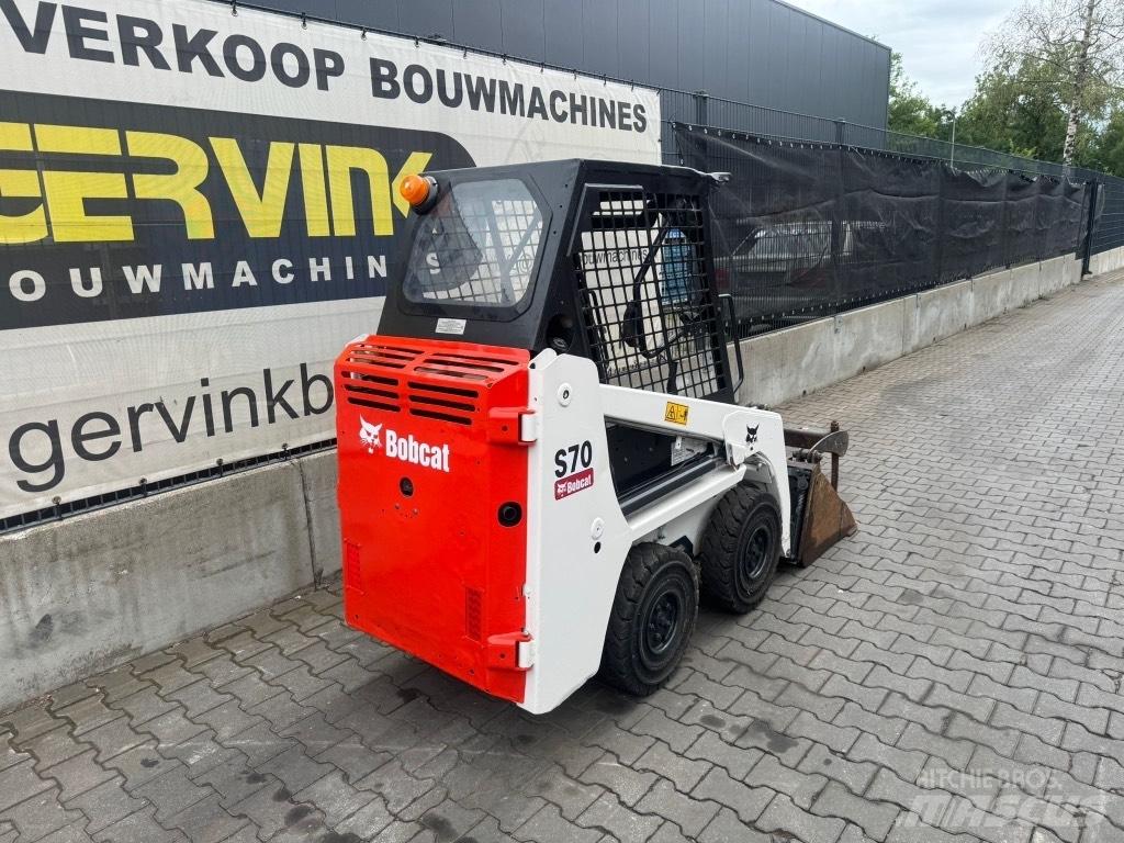Bobcat S70 Lietoti riteņu kompaktiekrāvēji