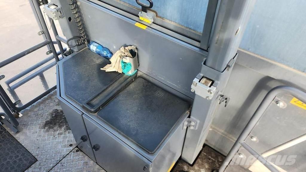 Wirtgen W210 FI Akmens/betona mašīnas