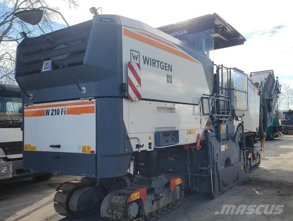 Wirtgen W210 FI Akmens/betona mašīnas