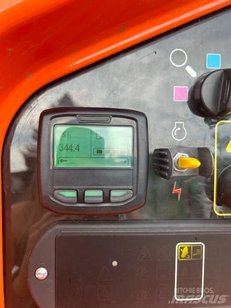 JLG 460 SJ Teleskopiskie pacēlāji