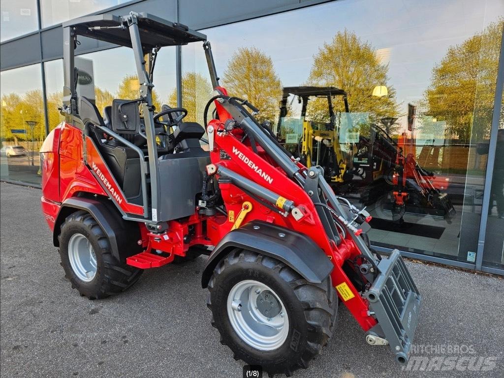 Weidemann 1390 Mini iekrāvēji