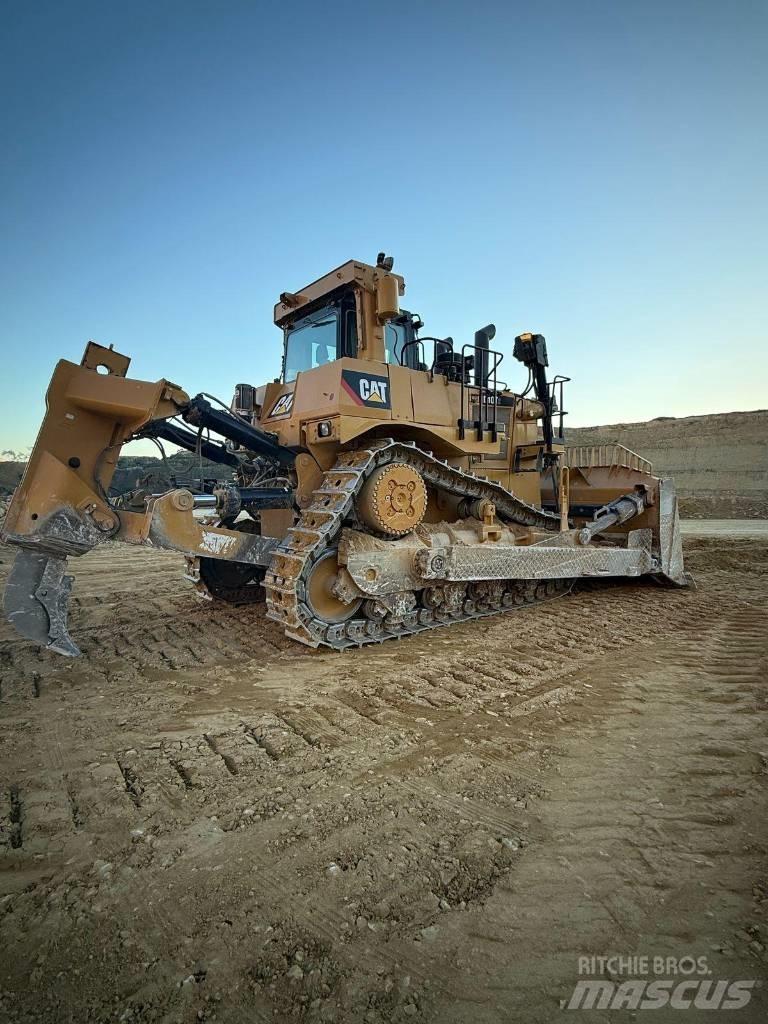 CAT D 10 T Kāpurķēžu buldozeri