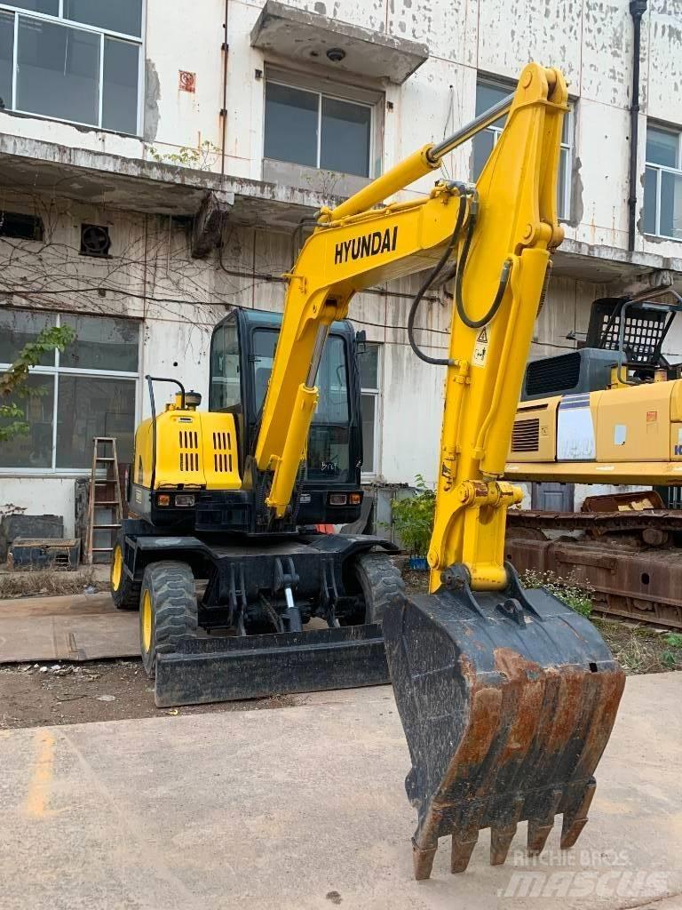 Hyundai Robex 60 W-7 Ekskavatori uz riteņiem