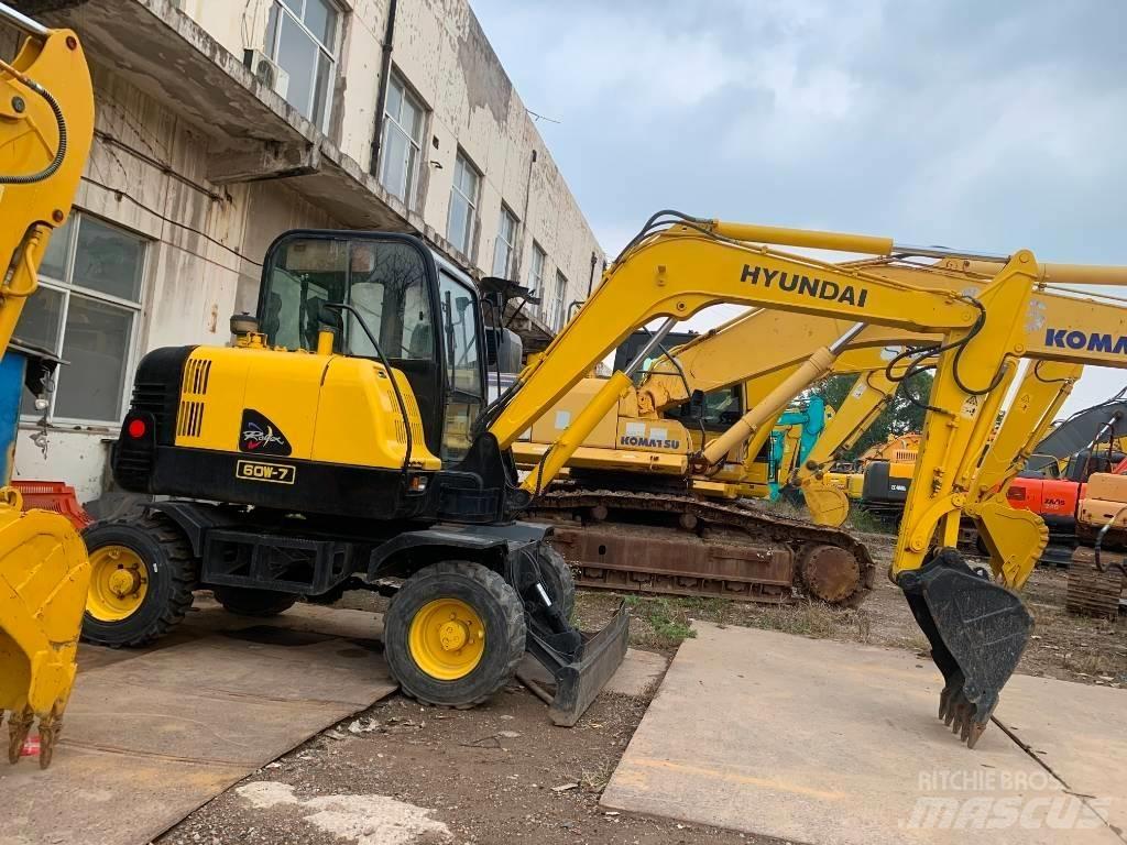 Hyundai Robex 60 W-7 Ekskavatori uz riteņiem