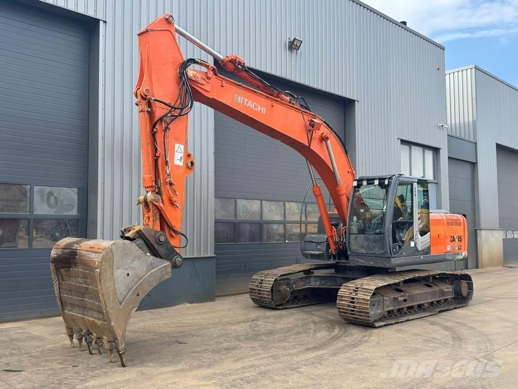 Hitachi ZX210LC-3 Kāpurķēžu ekskavatori
