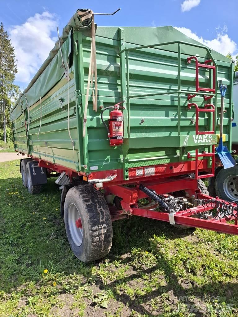 Pronar T 780 Treileri-pašizgāzēji