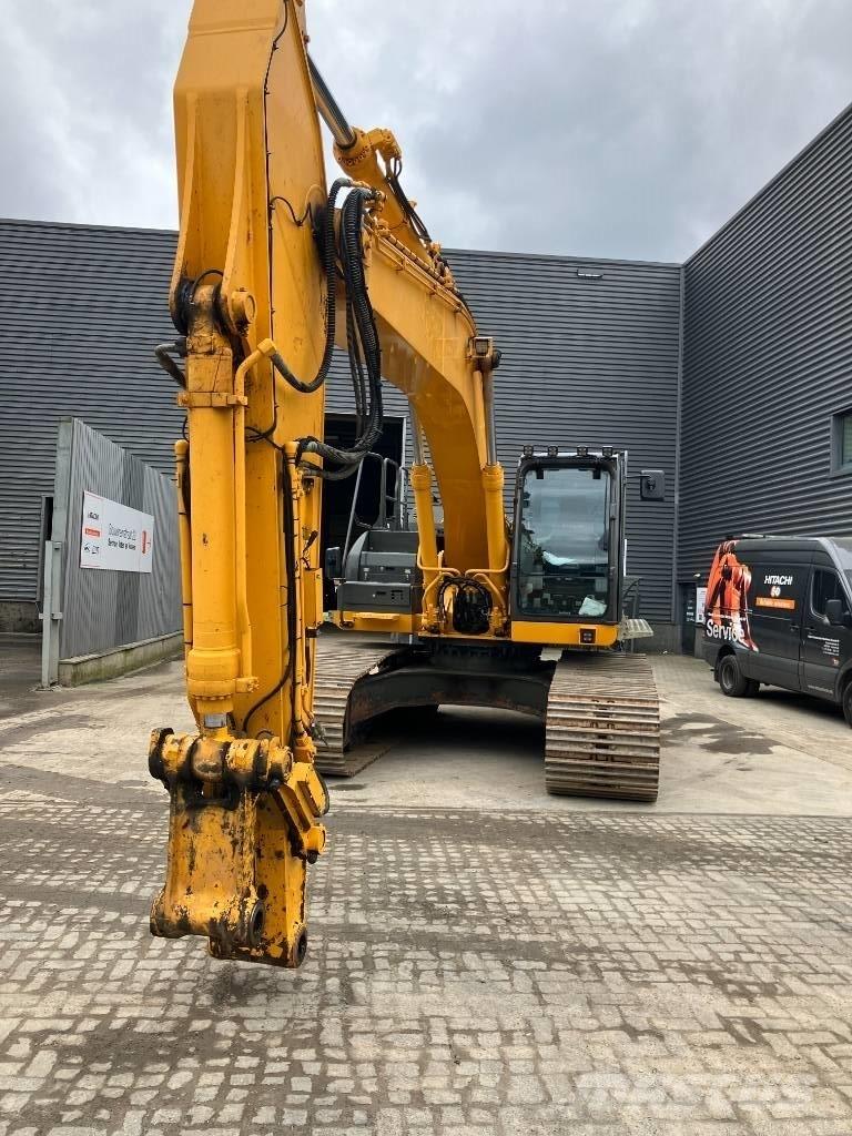 Hitachi ZX300 LC-6 Kāpurķēžu ekskavatori