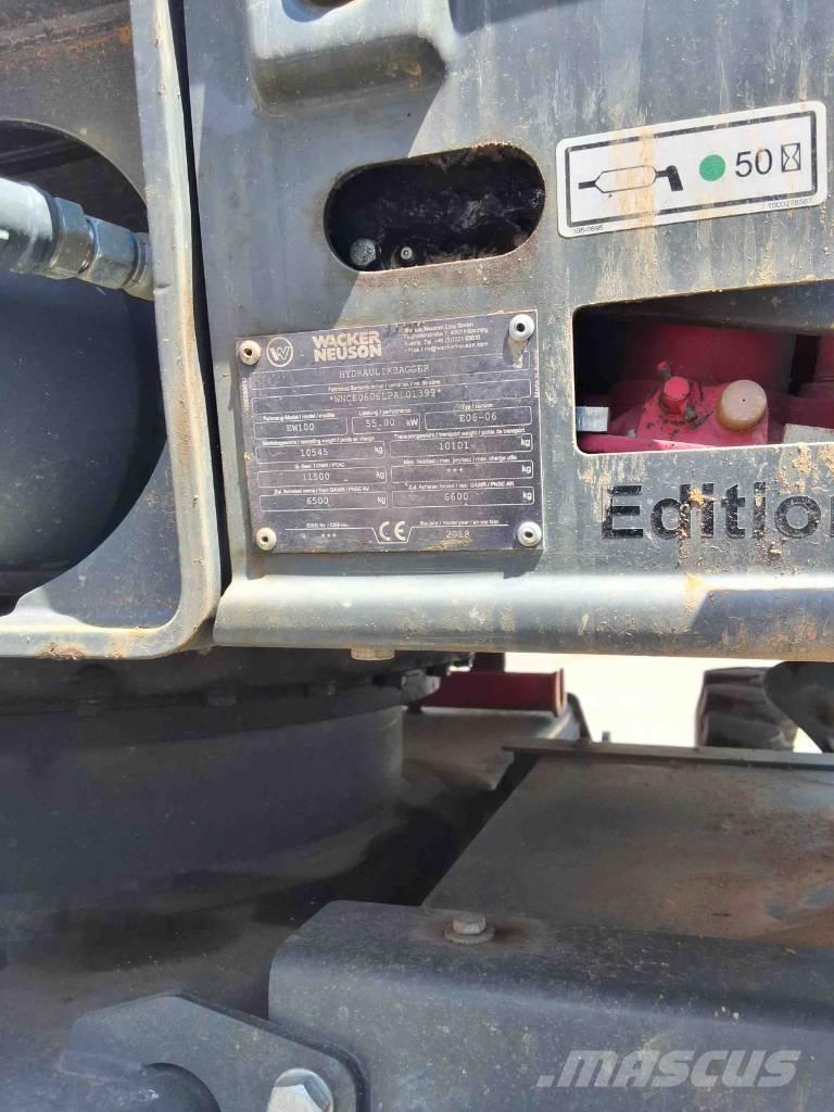 Wacker Neuson EW 100 Ekskavatori uz riteņiem