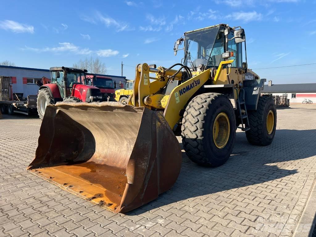 Komatsu WA 320-5 Iekrāvēji uz riteņiem