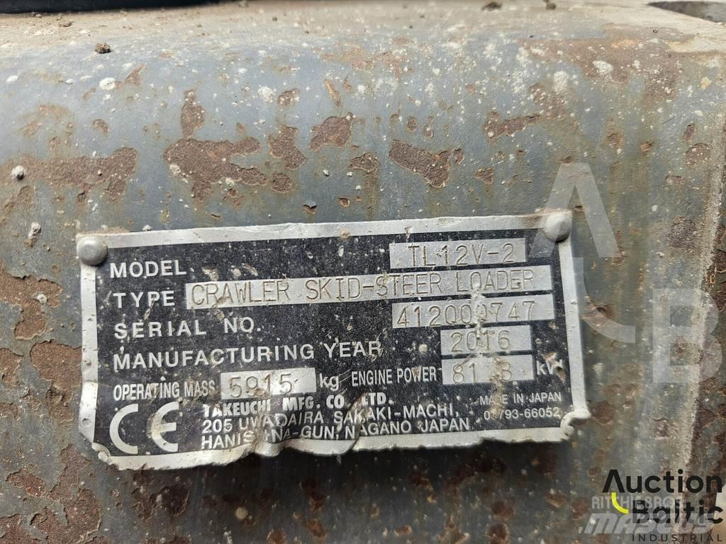 Takeuchi TL12V-2 Kāpurķēžu iekrāvēji