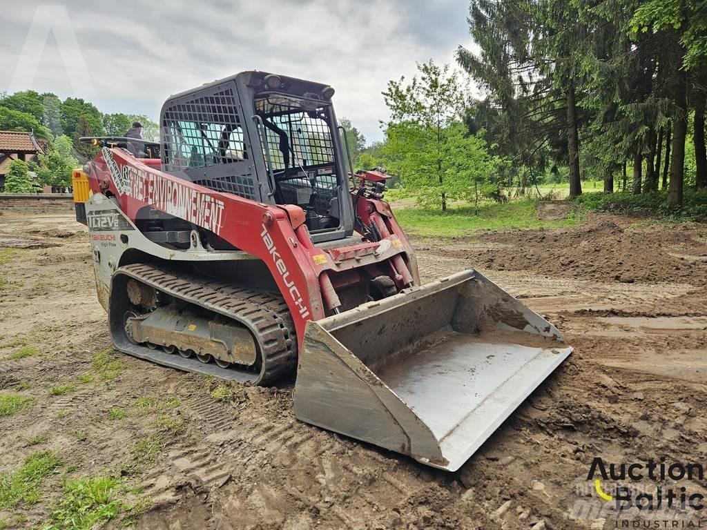 Takeuchi TL12V-2 Kāpurķēžu iekrāvēji