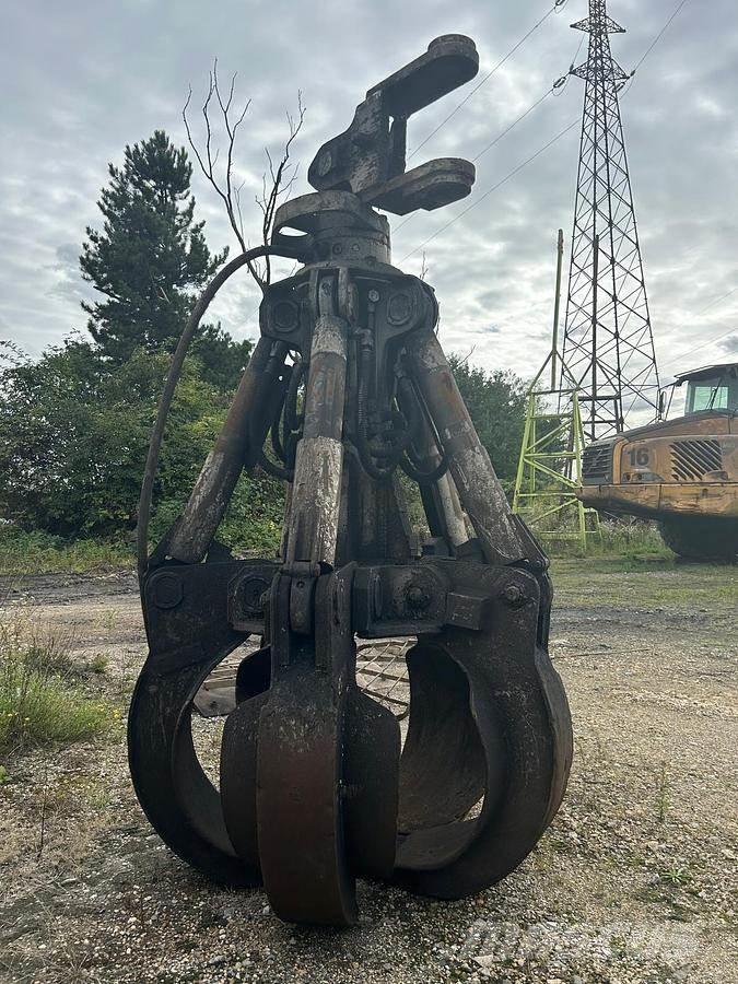 Liebherr 30t Pašgrābji