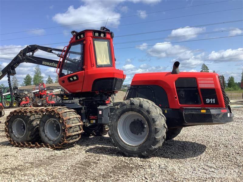 Komatsu 911 Harvesteri