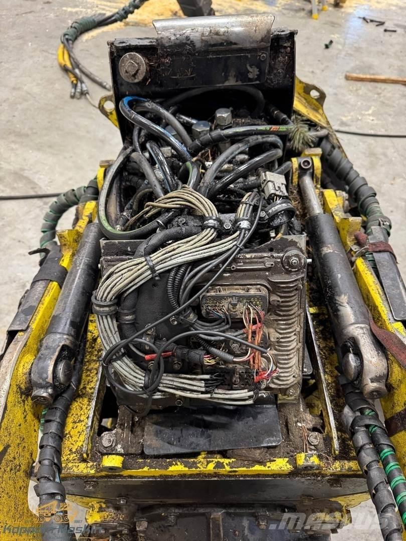 John Deere H415 Hārvesteru kausi
