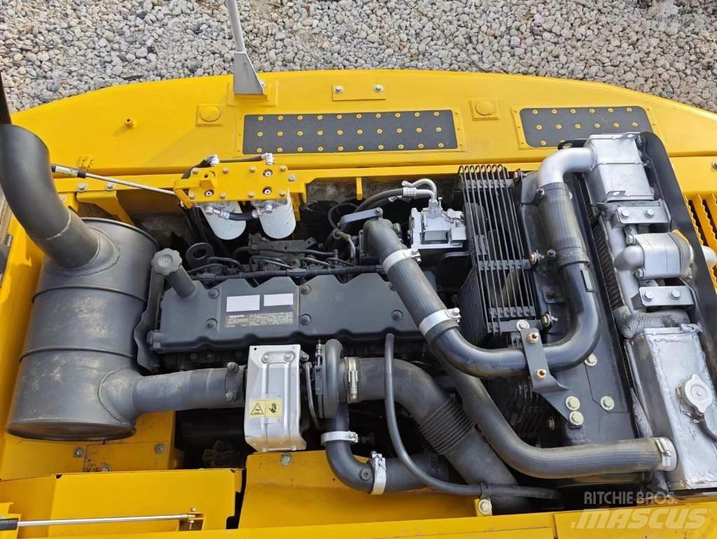 Komatsu PC 200 Kāpurķēžu ekskavatori