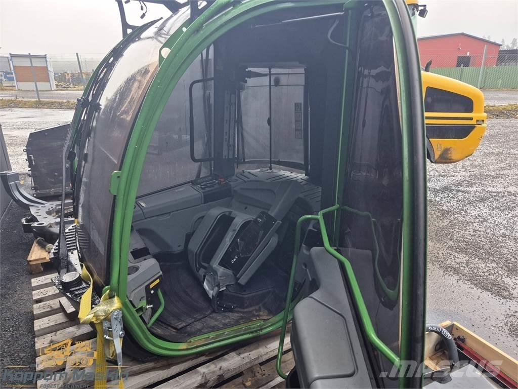 John Deere 1270G Kabīnes un interjers