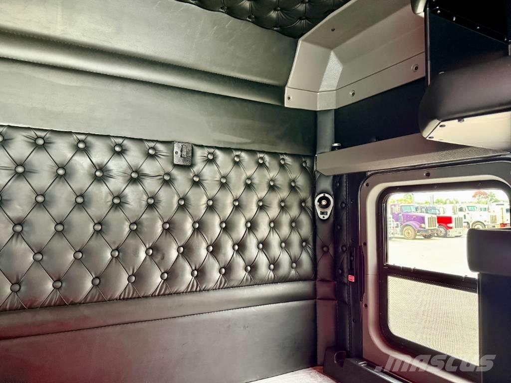 Kenworth W 900 Evakuators ar manipulatoru